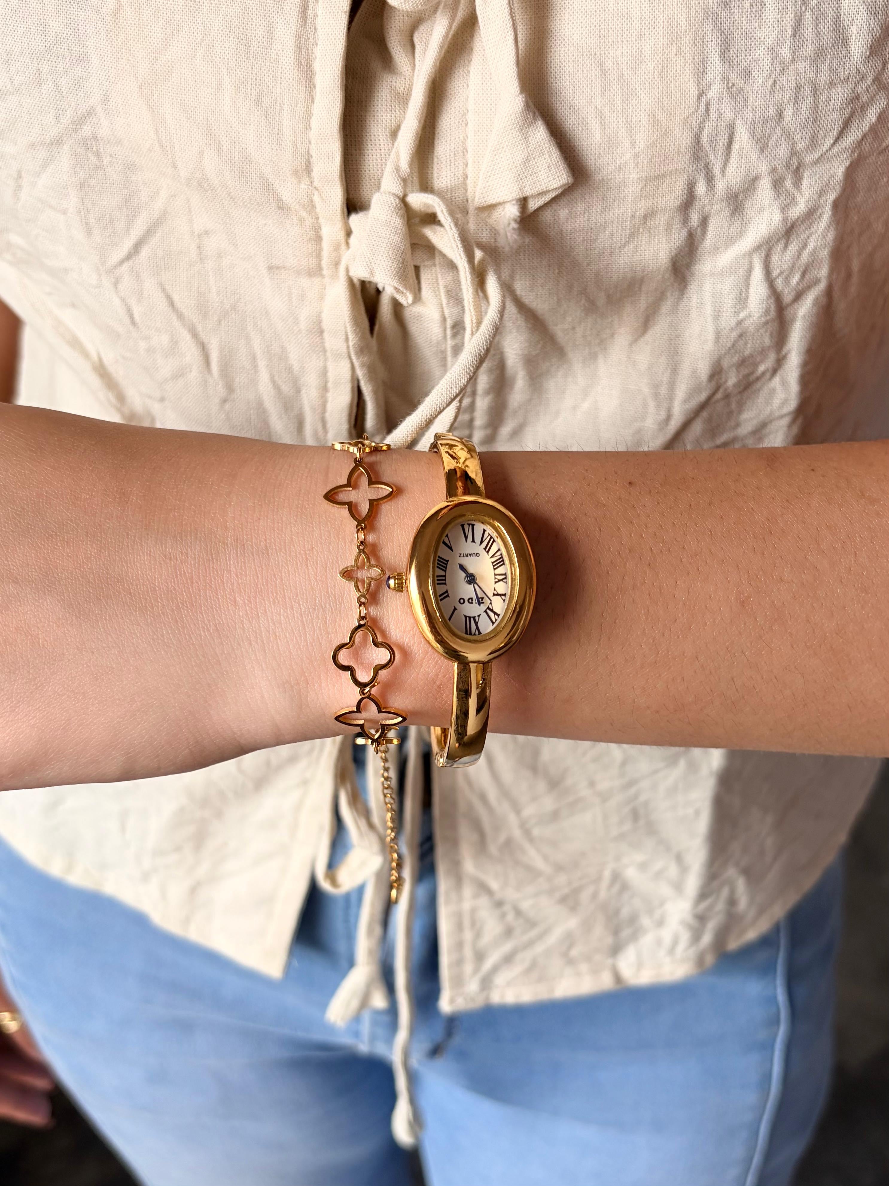 Classic golden bangel watch