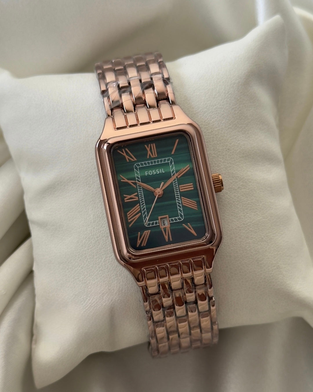 Watch F002