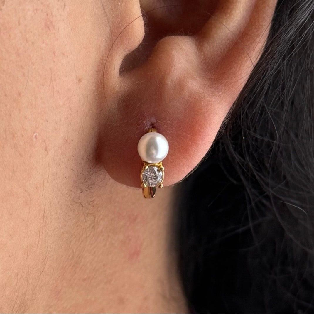 Pearl Mini Hoops