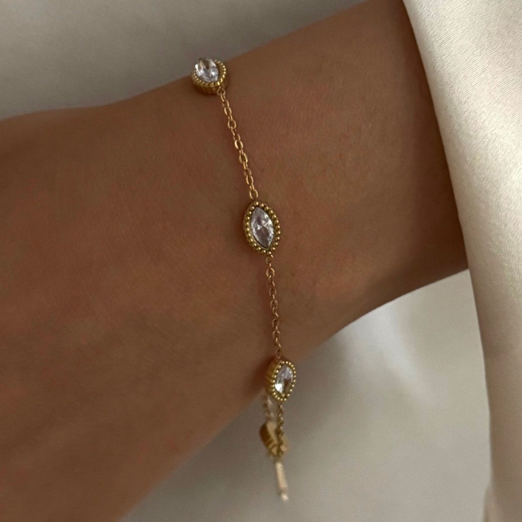 Viona Drop Charm Bracelet