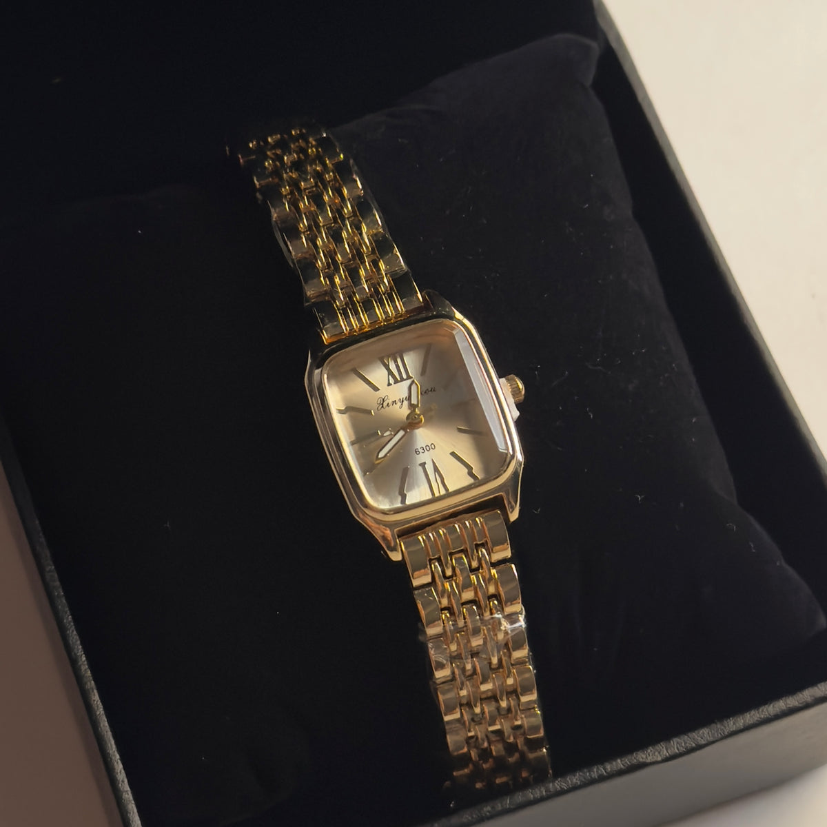 Watch 005