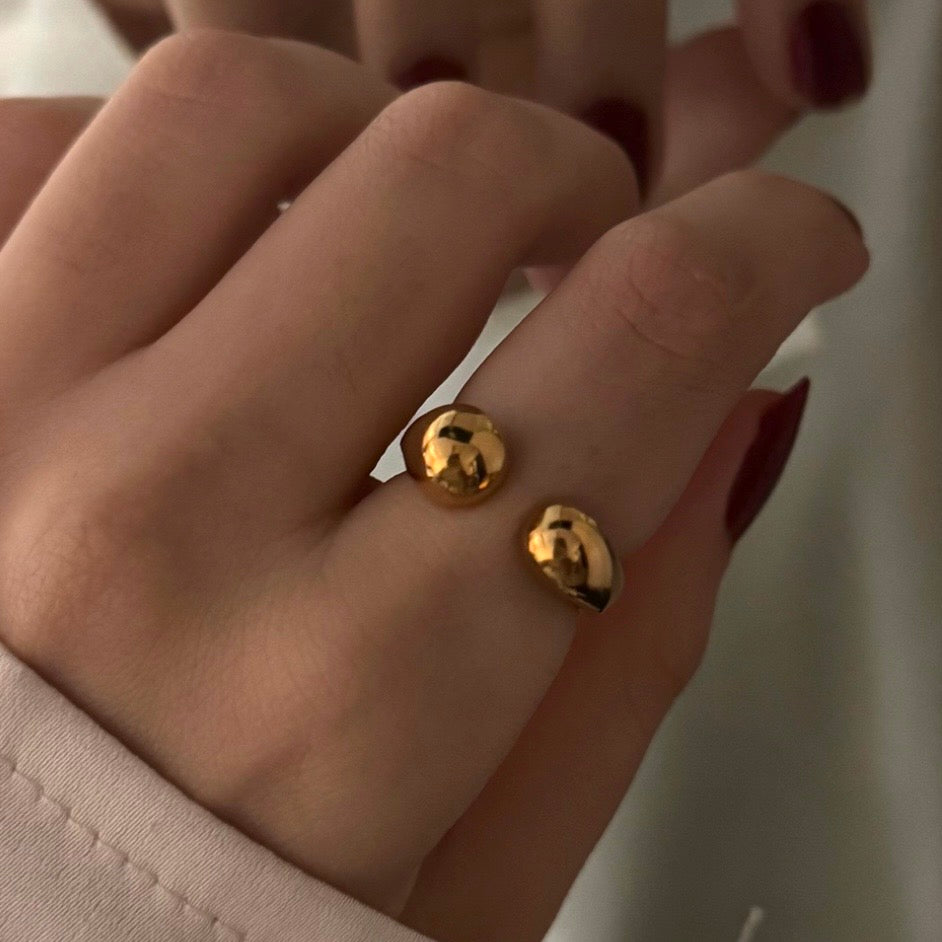 Eclat Statement Ring