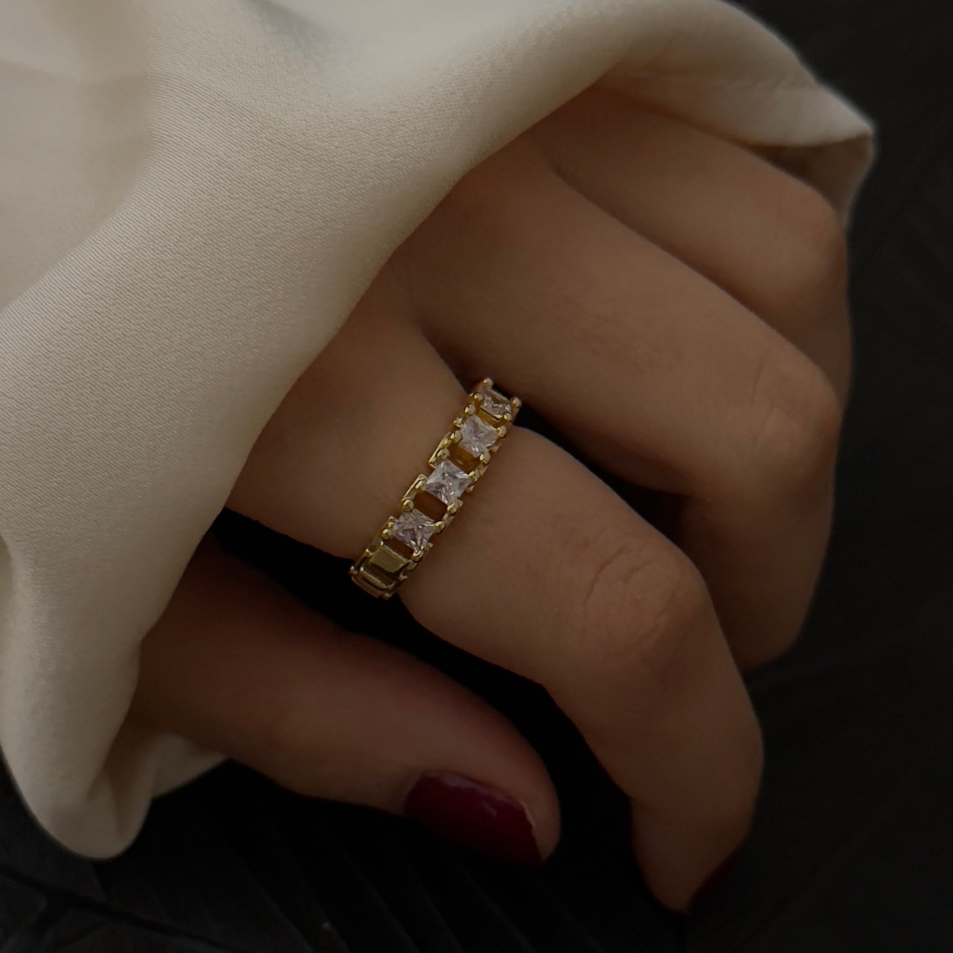 Elane Ring