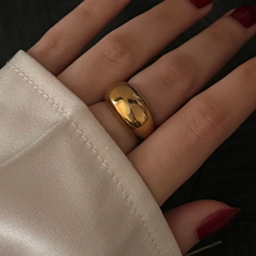 Statement Oval Ring