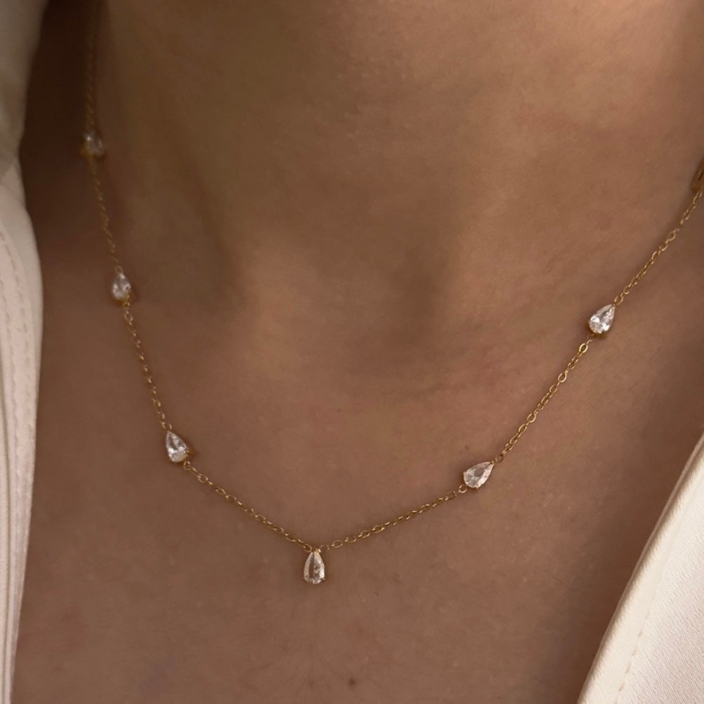 Gold Trinity Glow Necklace