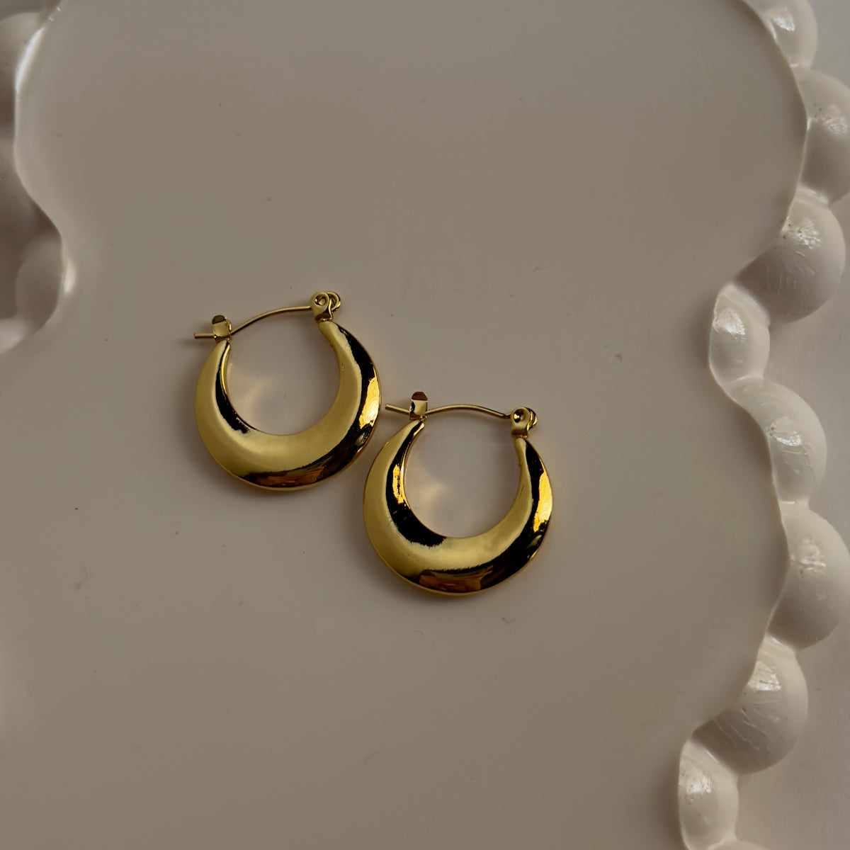 Plain Round Hoops