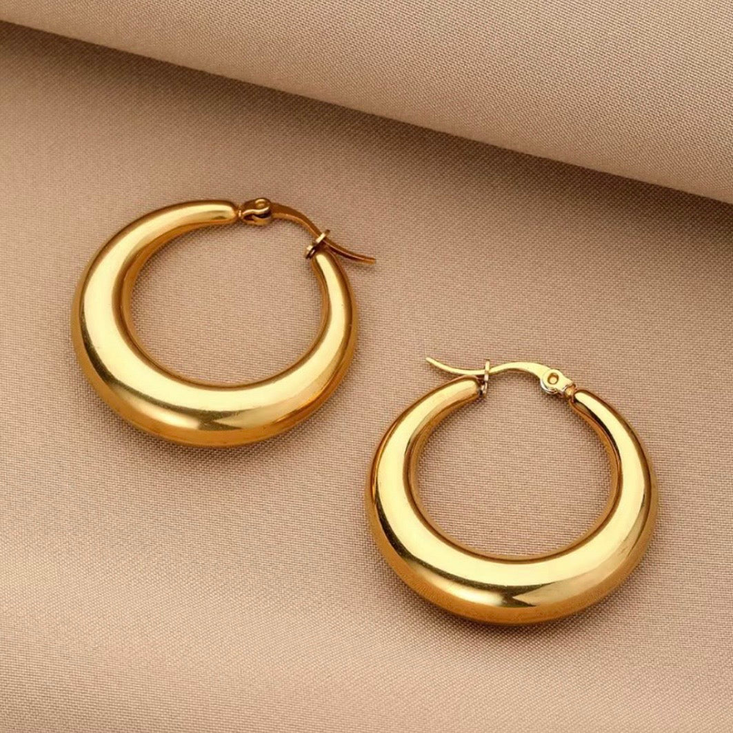 Cleo Hoops