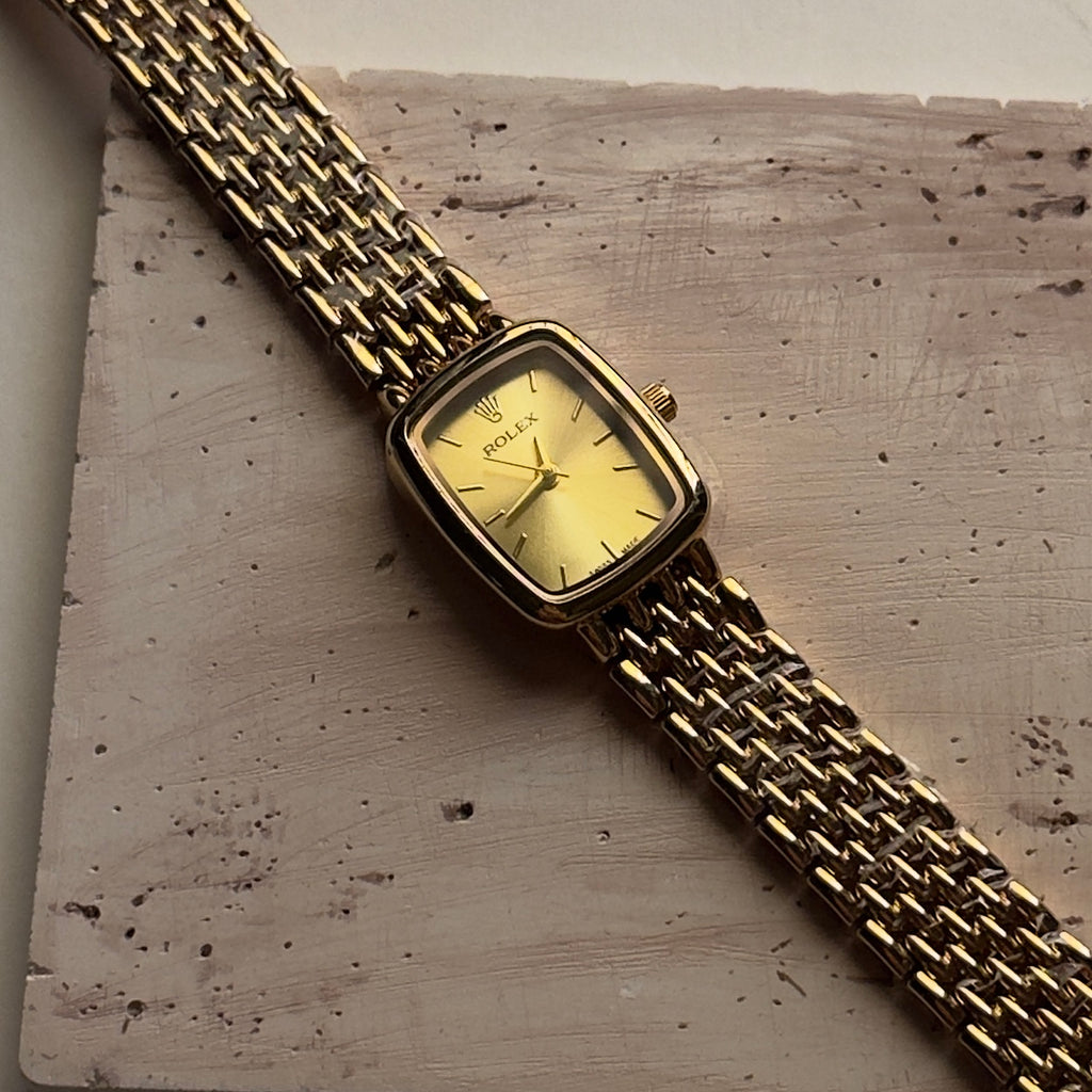 Watch R001
