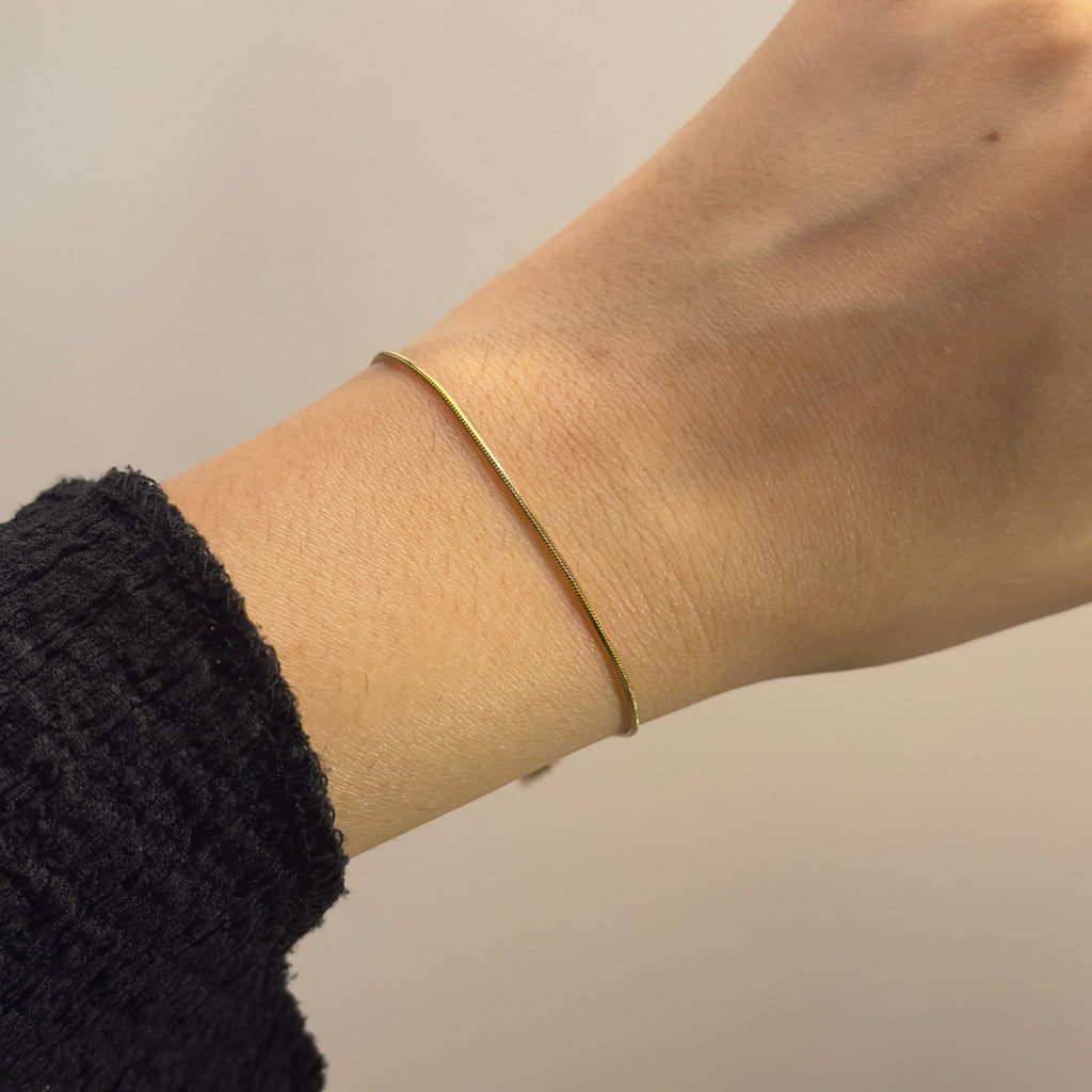 Slim Viper Chain Bracelet