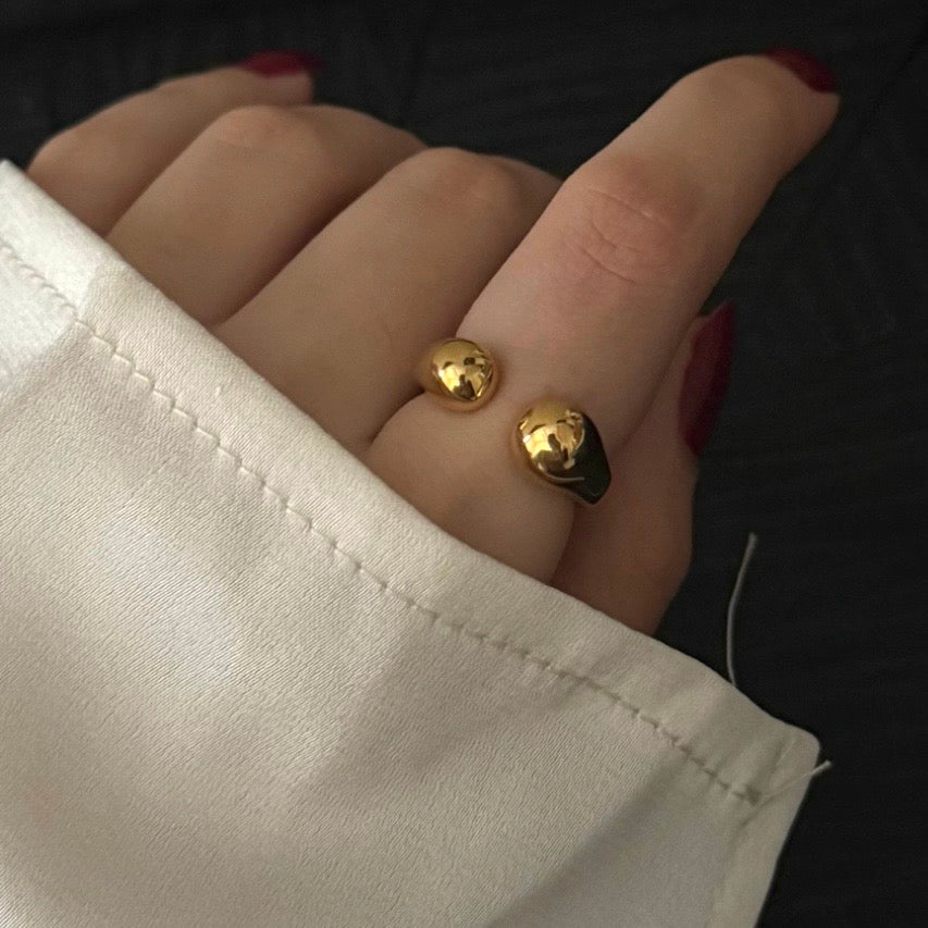 Eclat Statement Ring
