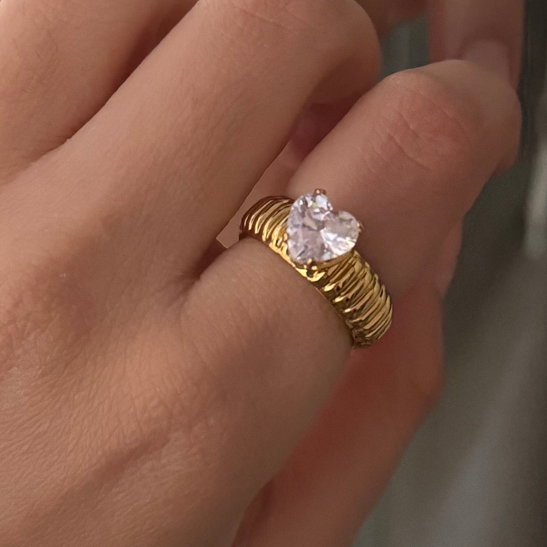 Mora Ring (adjustable)