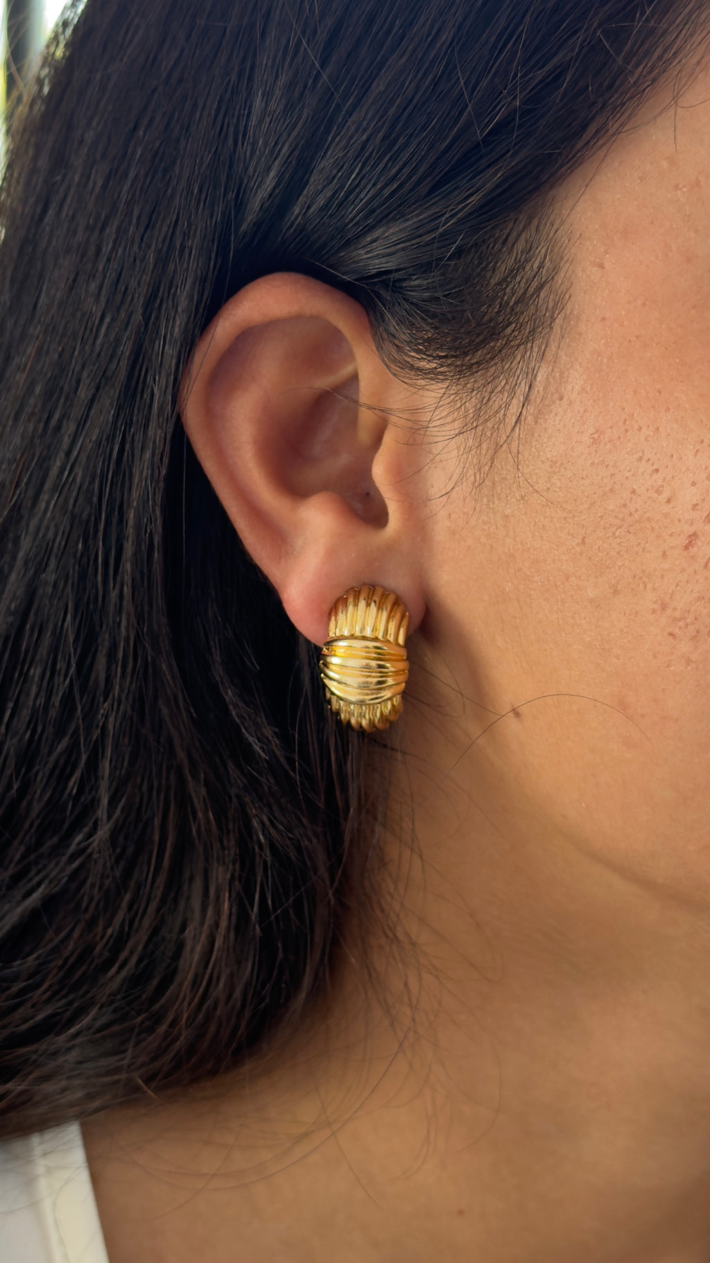 Ribbed Earrings