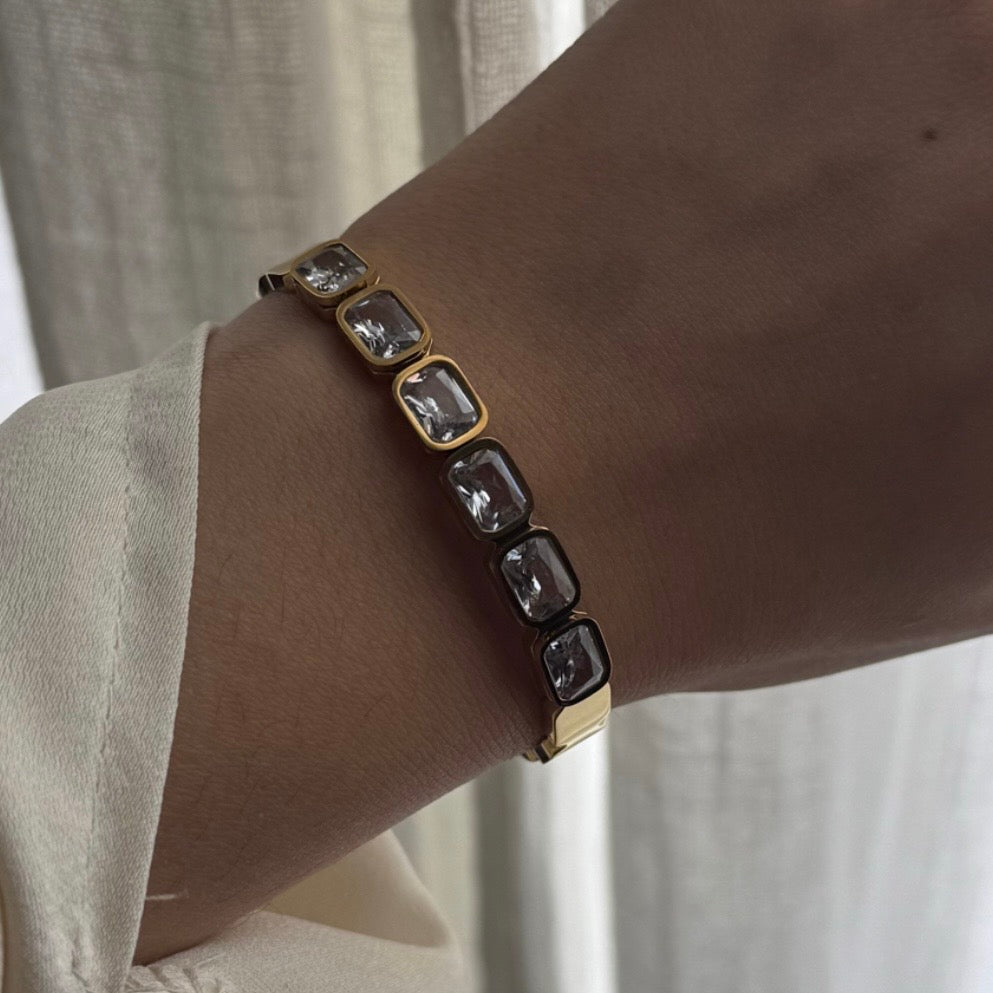 Thea Bracelet (small size 2.2)