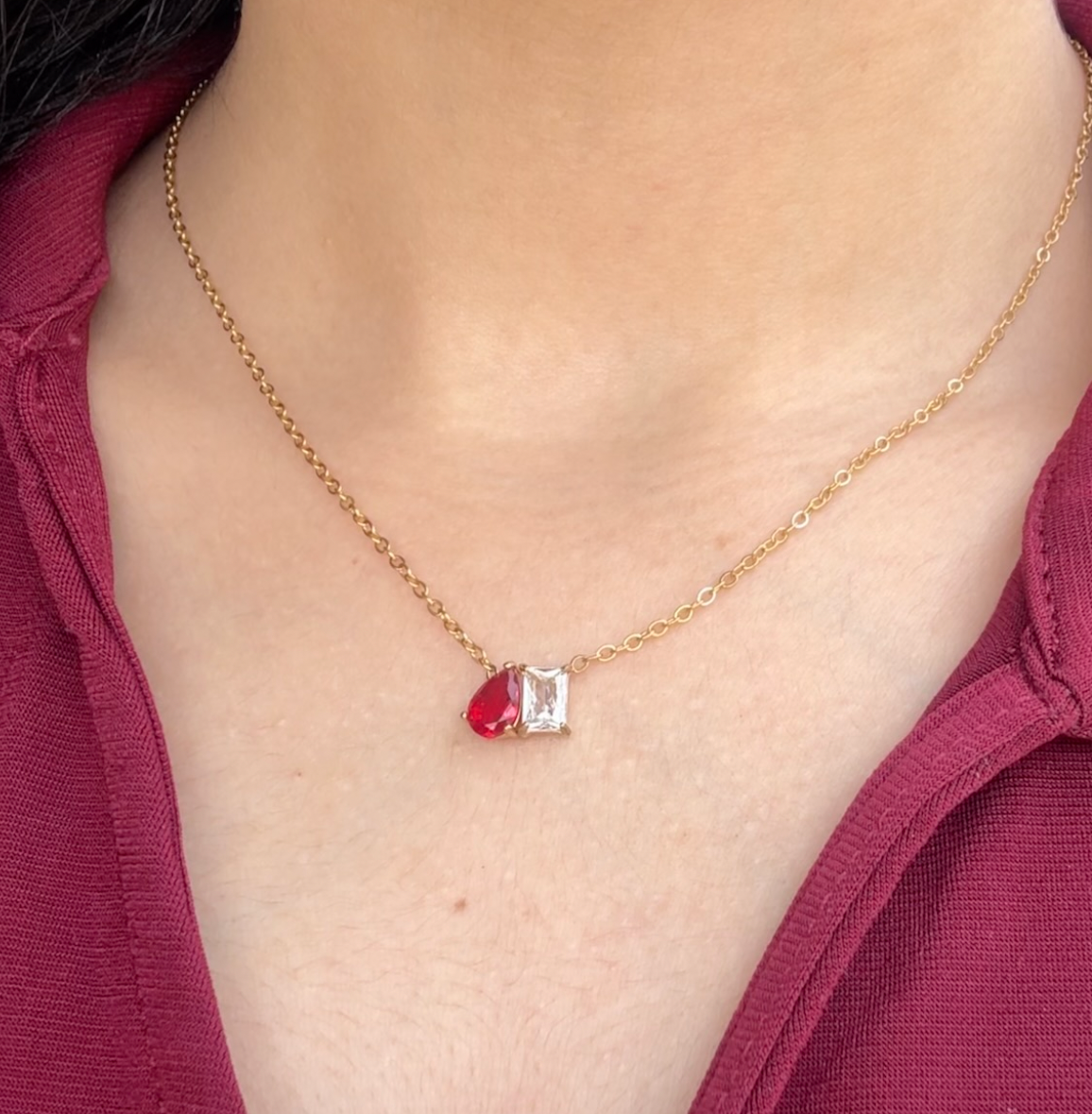 Red White Stone Toi et Moi necklace